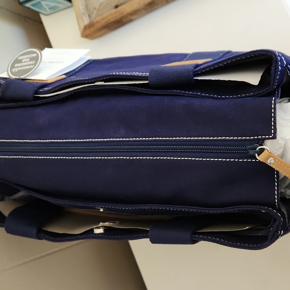 NWT Pottery Barn Kids Classic Navy Striped Diaper bag - Picture 3 of 7